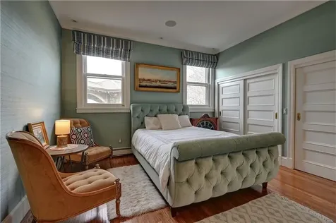 127 Harrison Avenue Newport RI 02840