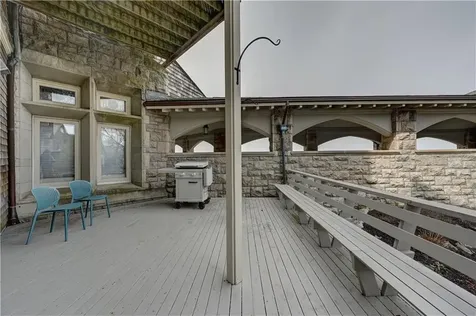 127 Harrison Avenue Newport RI 02840