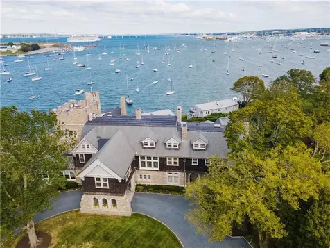 127 Harrison Avenue Newport RI 02840