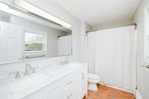 1505 Fairway Drive Middletown RI 02842