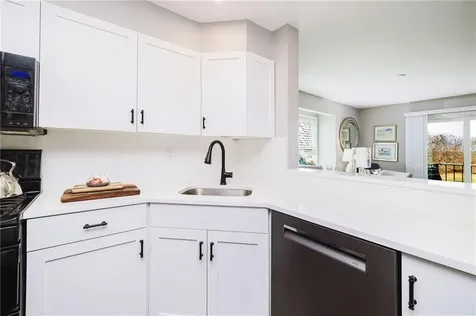 1505 Fairway Drive Middletown RI 02842