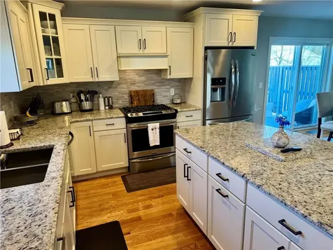 20 Robert Avenue Warwick RI 02818