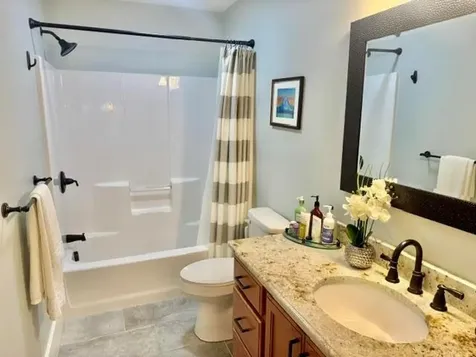 20 Robert Avenue Warwick RI 02818