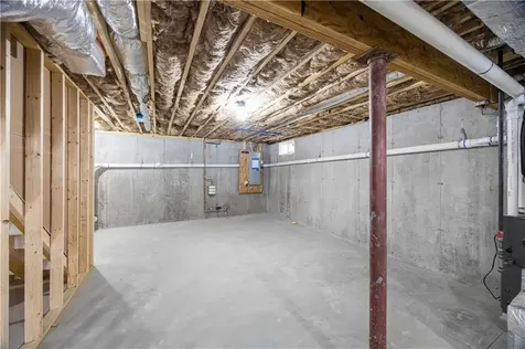 89 Street Agnes Avenue Woonsocket RI 02895