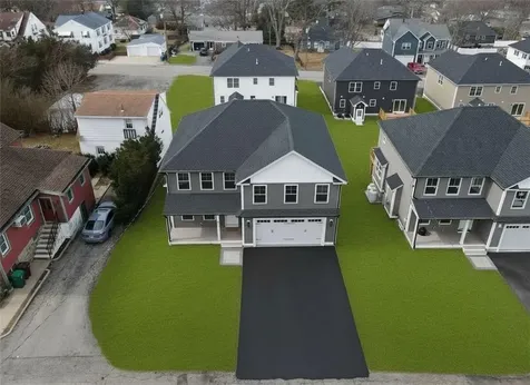 89 Street Agnes Avenue Woonsocket RI 02895