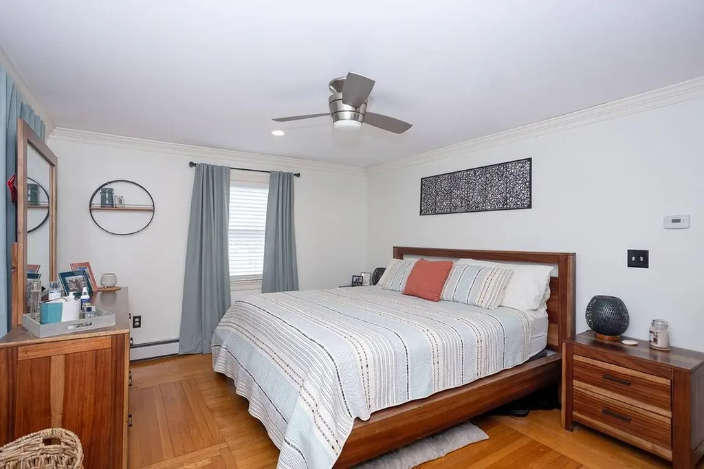 403 Valley Road Middletown RI 02842
