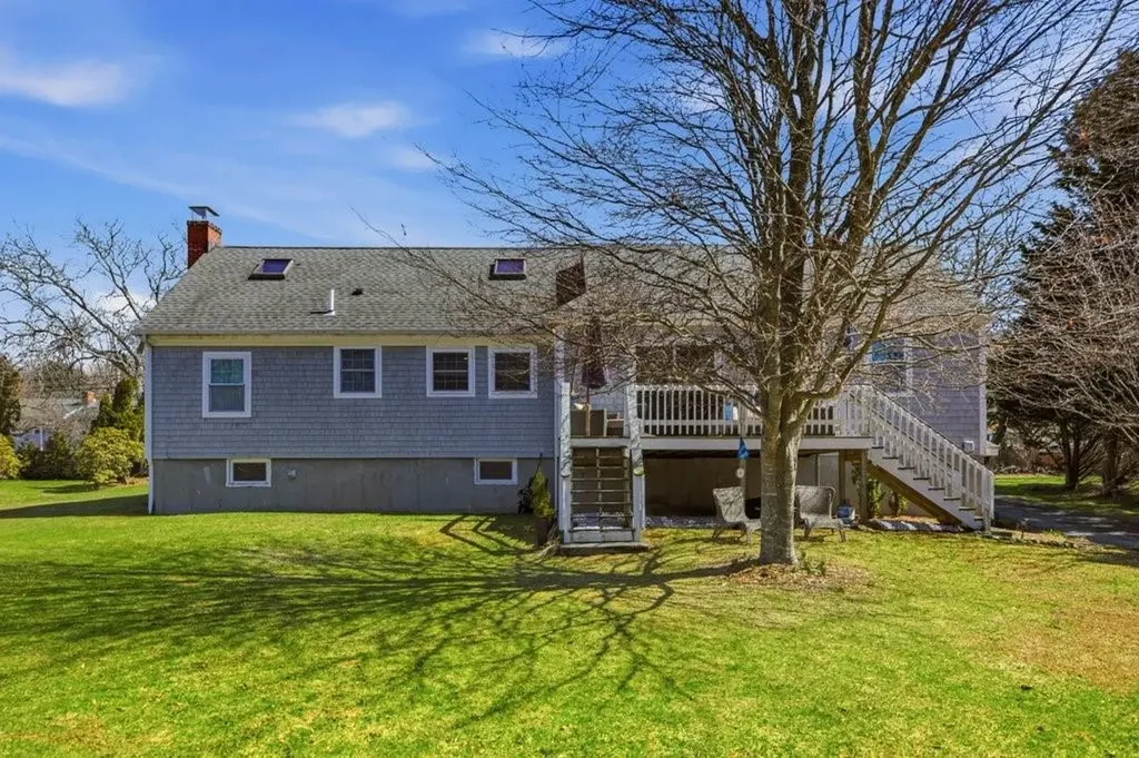 403 Valley Road Middletown RI 02842