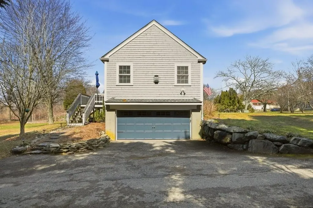 403 Valley Road Middletown RI 02842