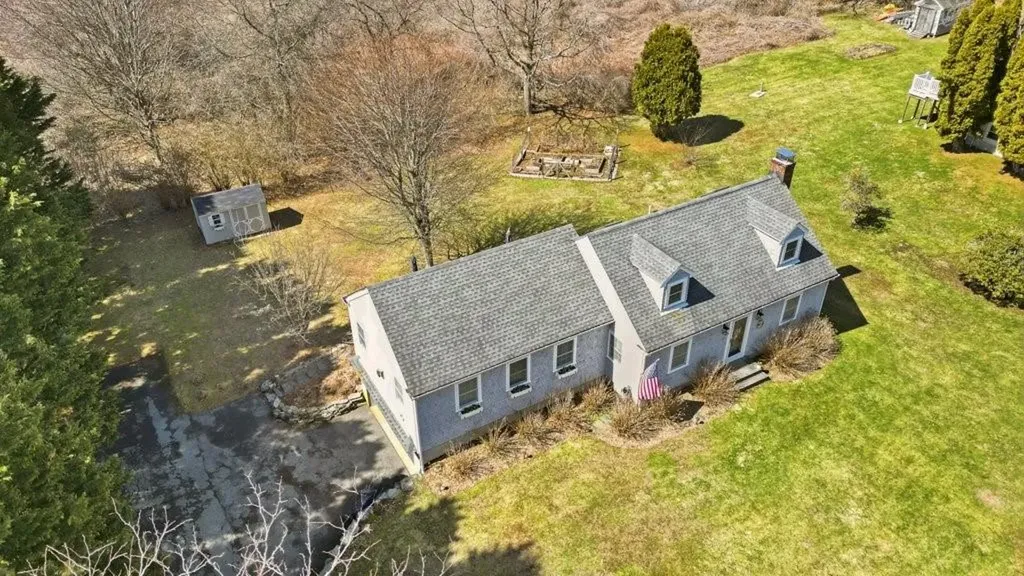 403 Valley Road Middletown RI 02842