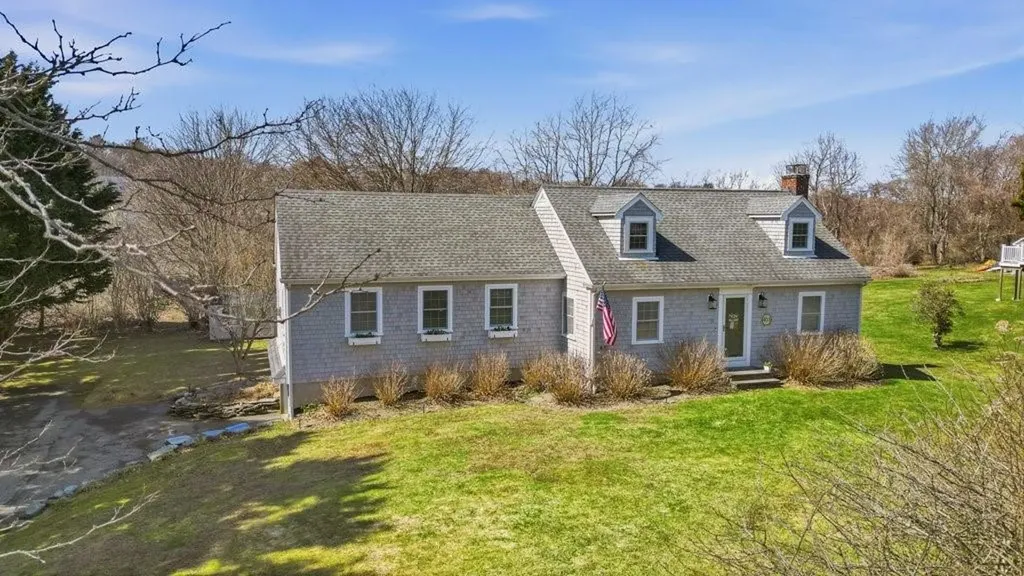 403 Valley Road Middletown RI 02842