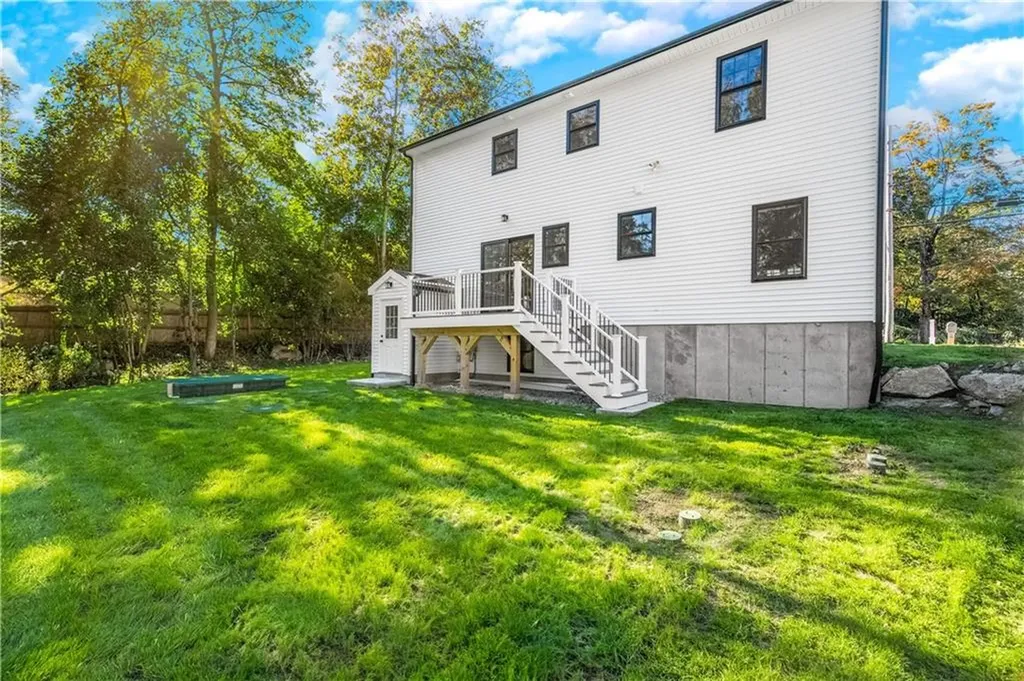 1551 Diamond Hill Road Cumberland RI 02864