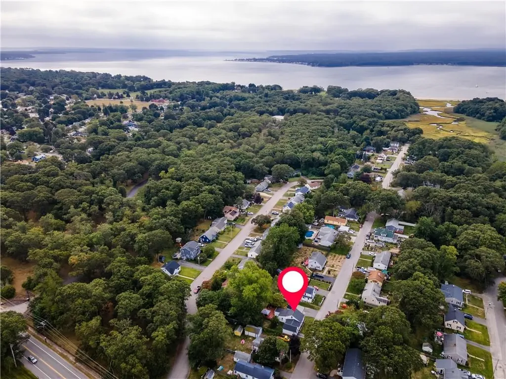 28 Bakers Creek Road Warwick RI 02886
