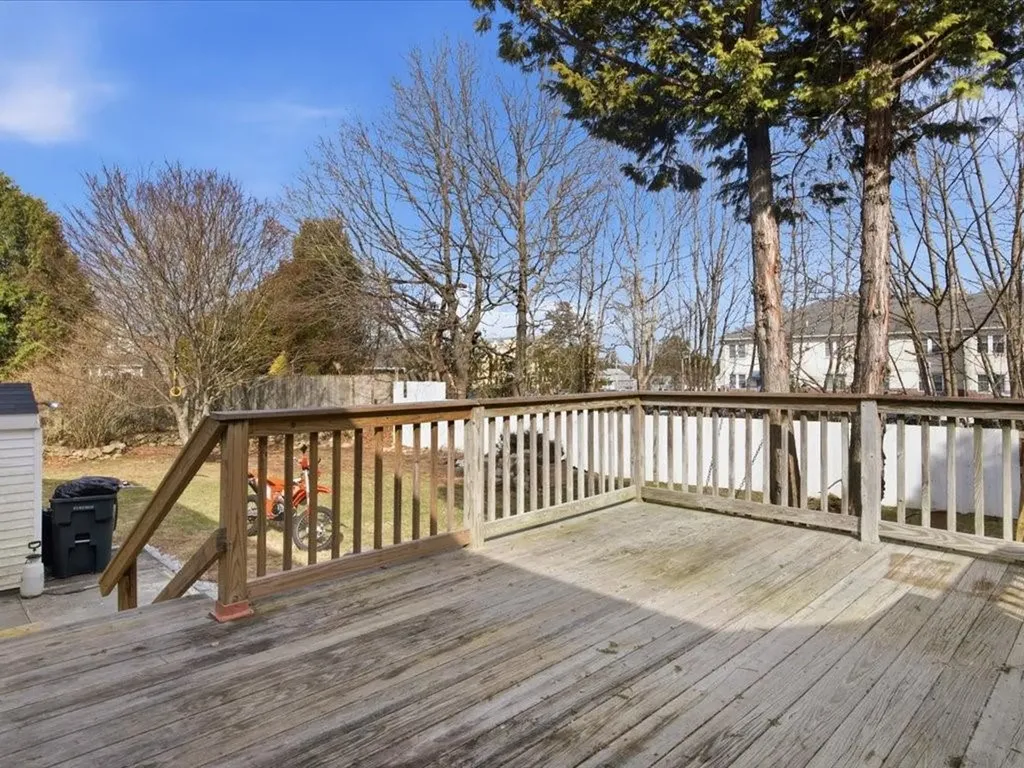 21 North Drive Westerly RI 02891