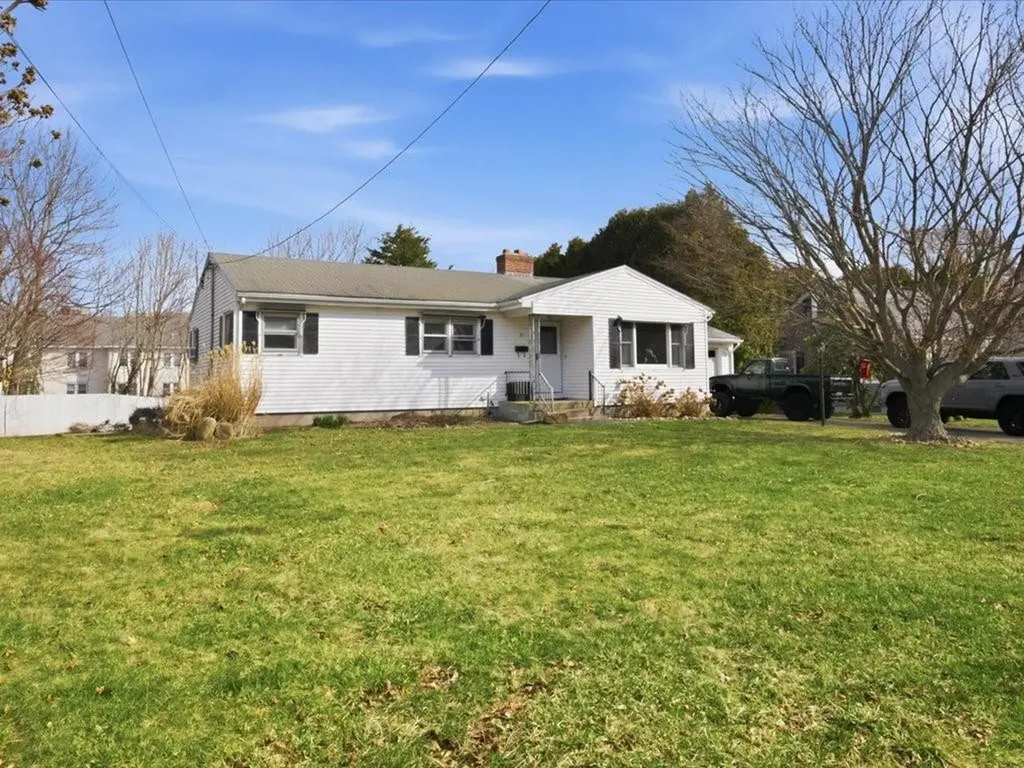 21 North Drive Westerly RI 02891