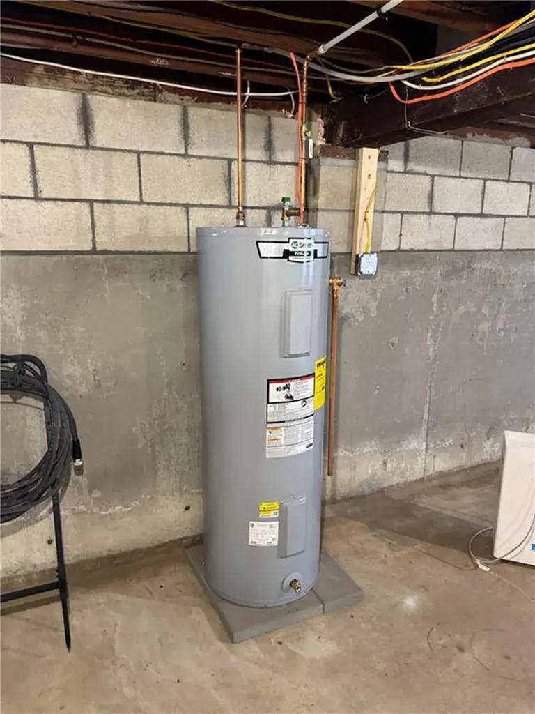 7 Elsie Drive Johnston RI 02919