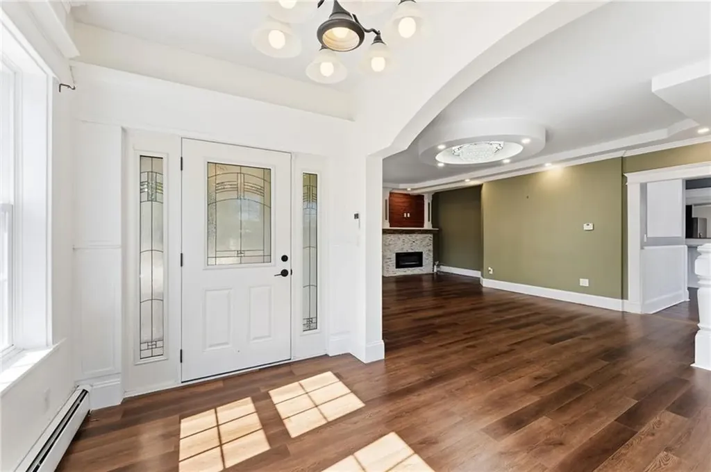 86 Wood Street Coventry RI 02816