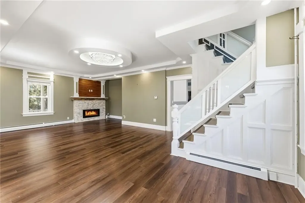 86 Wood Street Coventry RI 02816