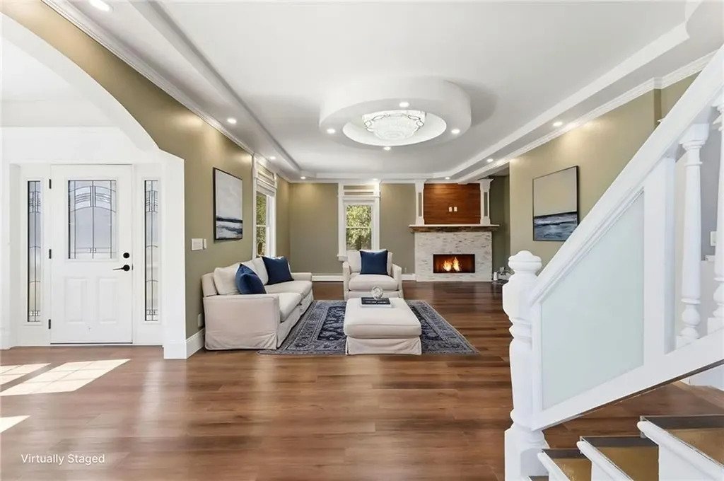 86 Wood Street Coventry RI 02816