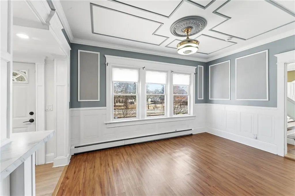 86 Wood Street Coventry RI 02816