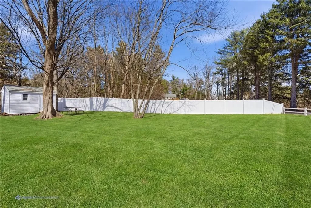 86 Wood Street Coventry RI 02816