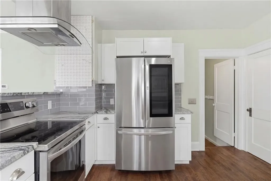 49 Harcourt Avenue Pawtucket RI 02861