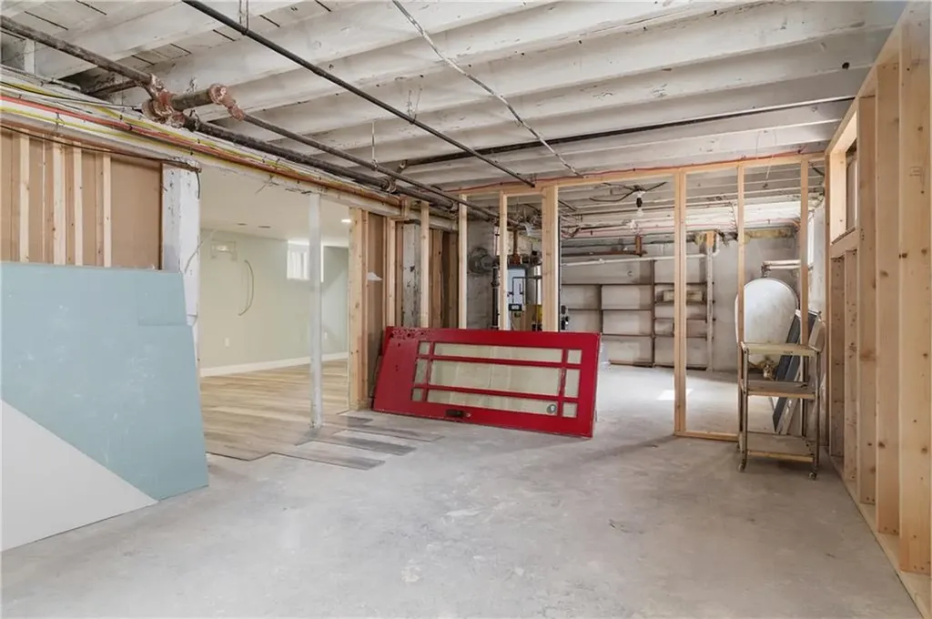 49 Harcourt Avenue Pawtucket RI 02861