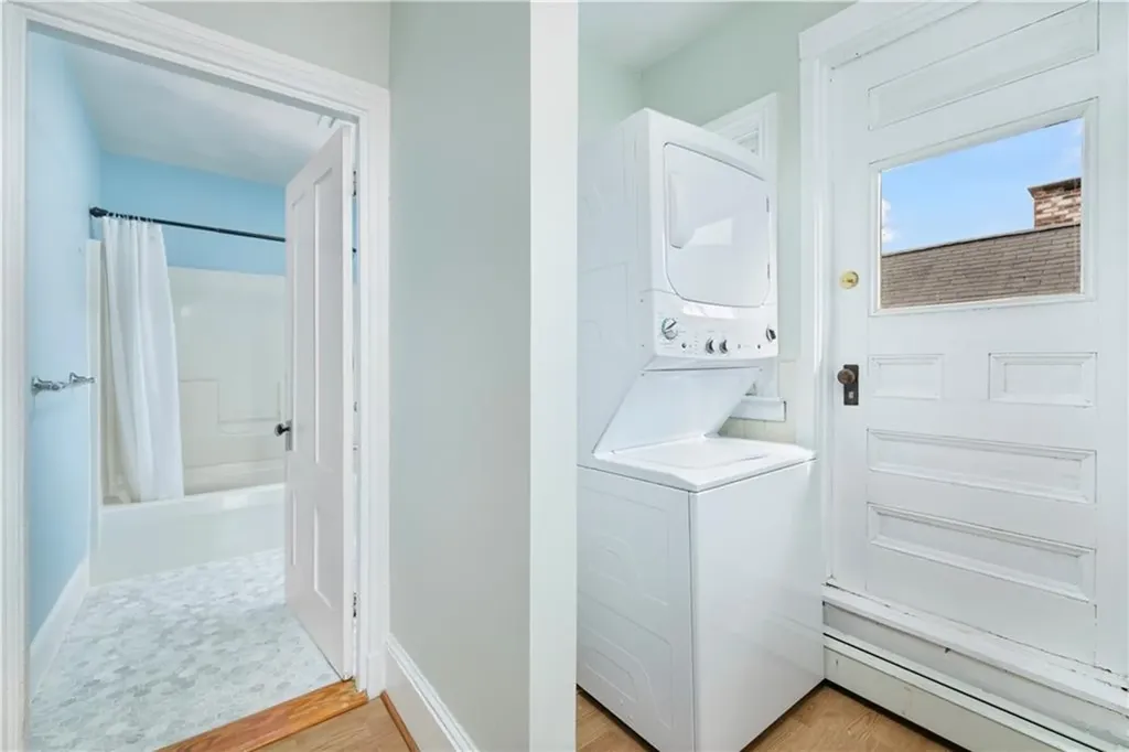 104 Dexter Street Providence RI 02909