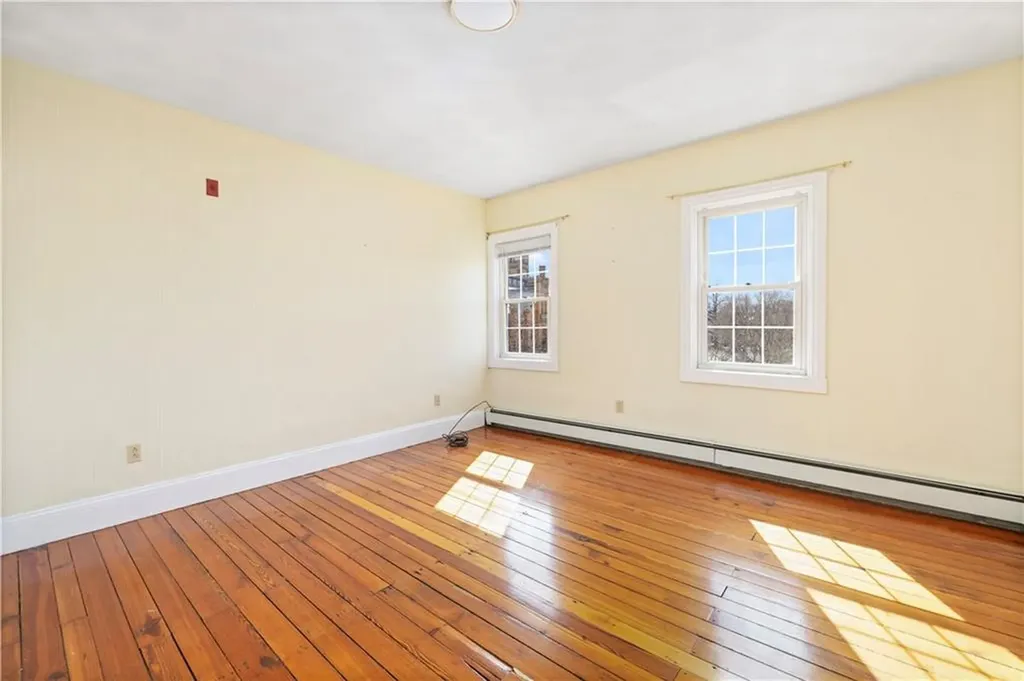 104 Dexter Street Providence RI 02909