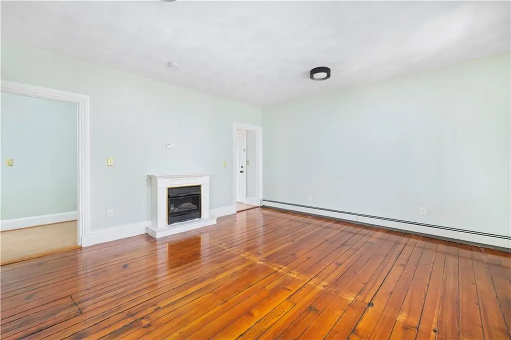 104 Dexter Street Providence RI 02909