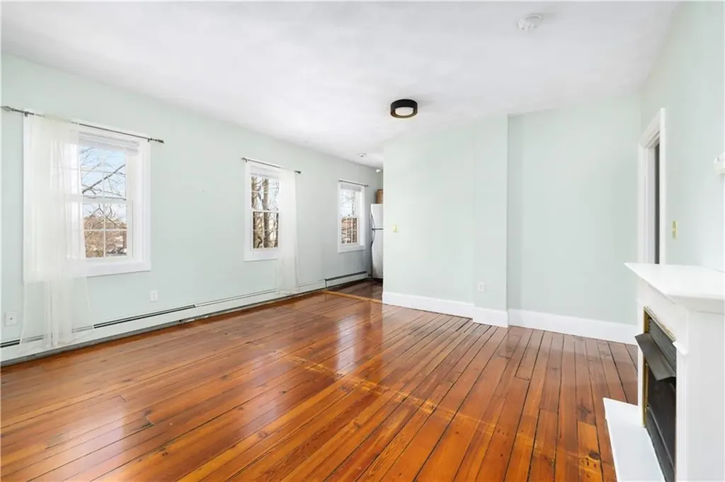 104 Dexter Street Providence RI 02909