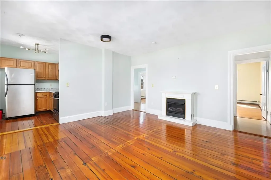104 Dexter Street Providence RI 02909