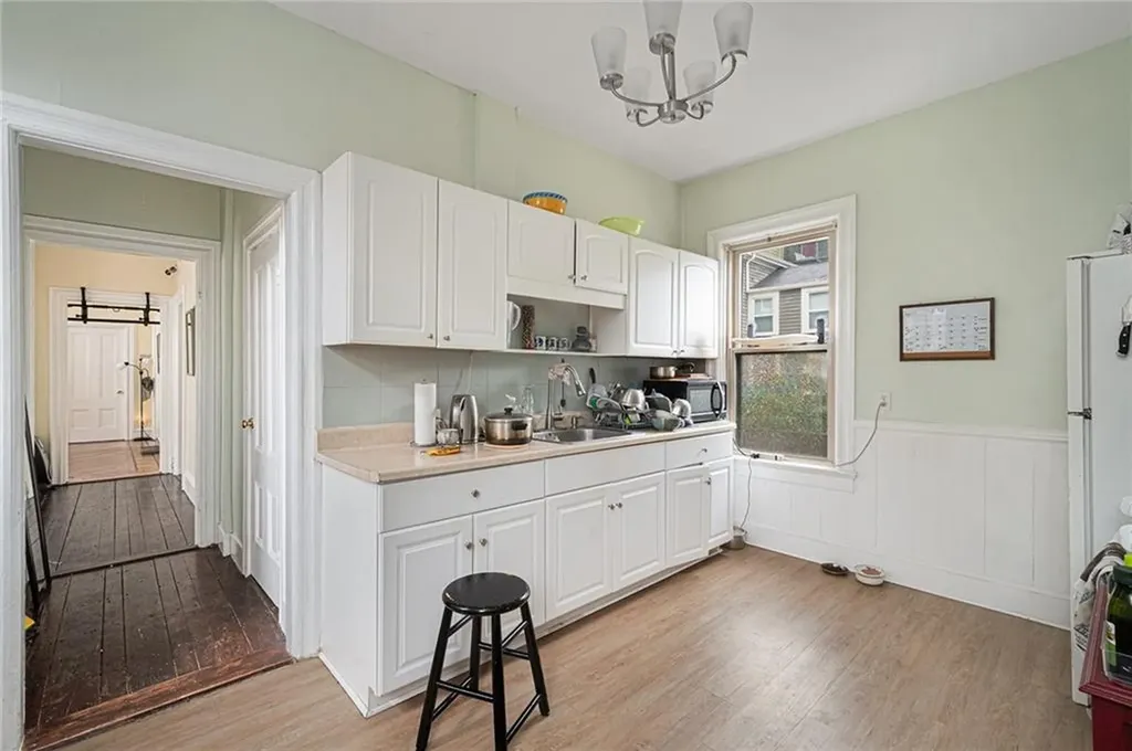 87 Hope Street Providence RI 02906