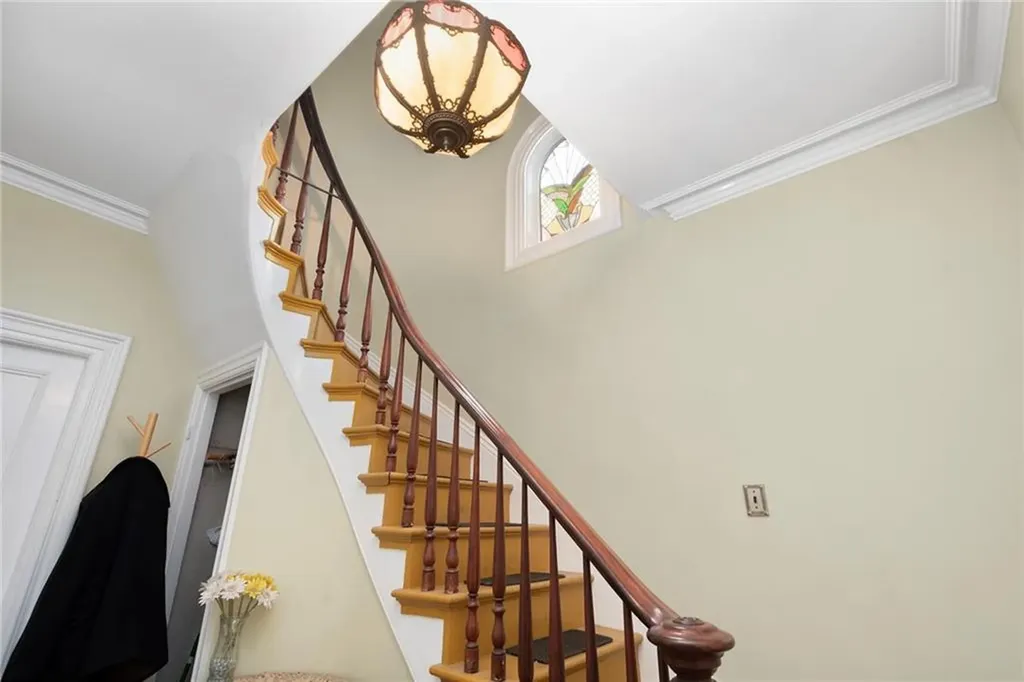 87 Hope Street Providence RI 02906