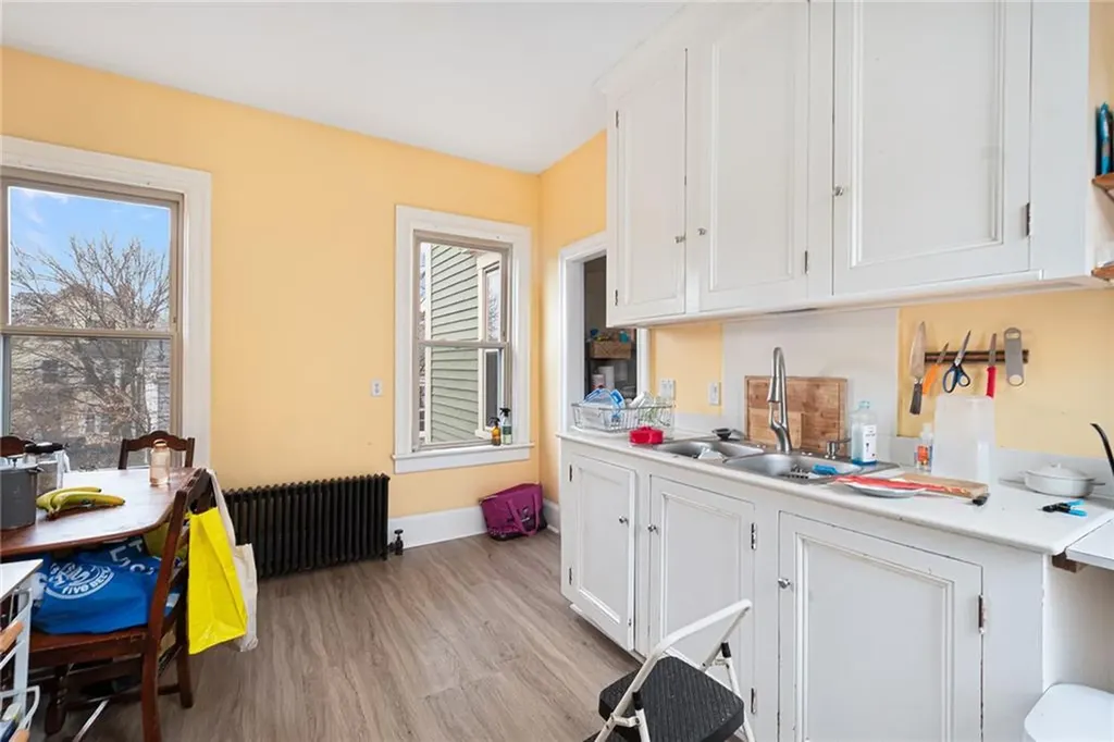 87 Hope Street Providence RI 02906
