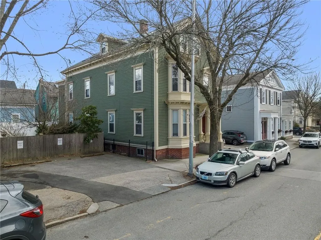 87 Hope Street Providence RI 02906