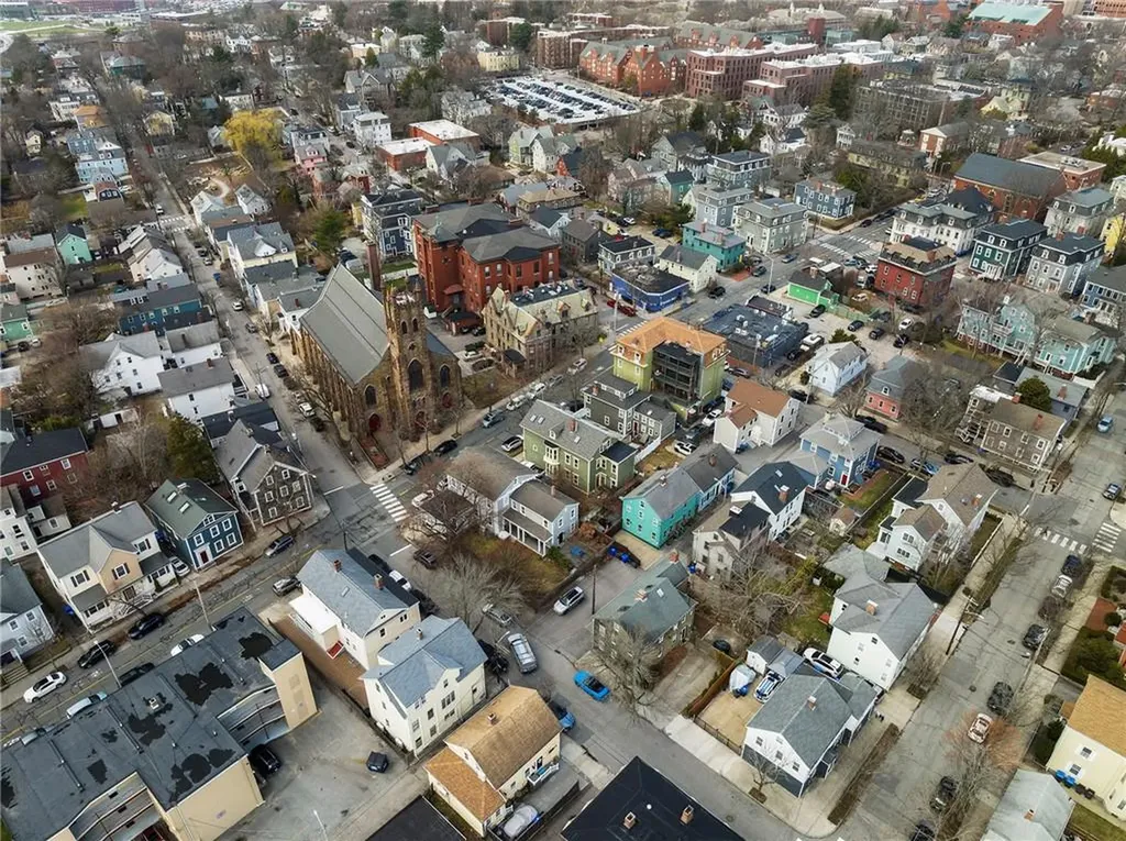 87 Hope Street Providence RI 02906