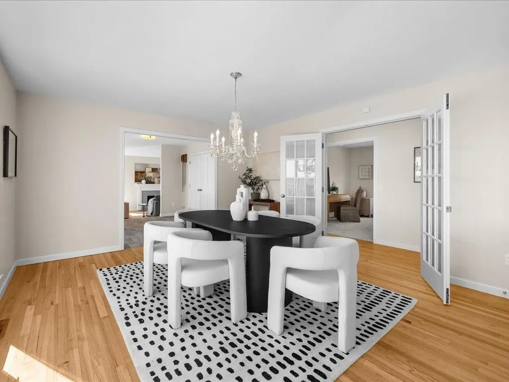 95 Holman Street Portsmouth RI 02871