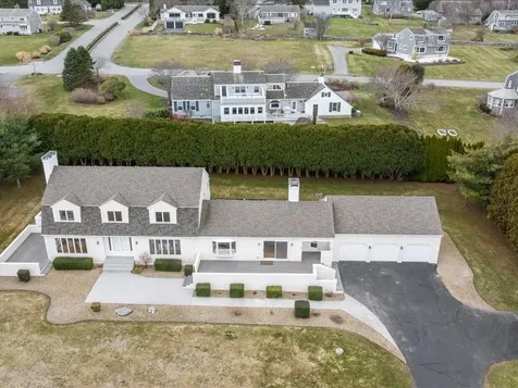 95 Holman Street Portsmouth RI 02871