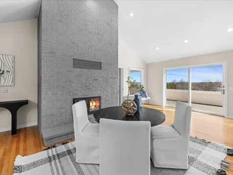 95 Holman Street Portsmouth RI 02871