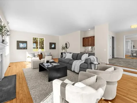 95 Holman Street Portsmouth RI 02871