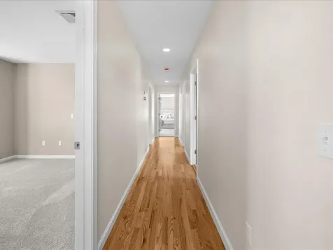 95 Holman Street Portsmouth RI 02871