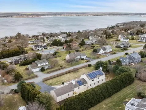 95 Holman Street Portsmouth RI 02871