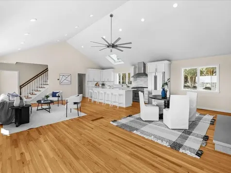 95 Holman Street Portsmouth RI 02871