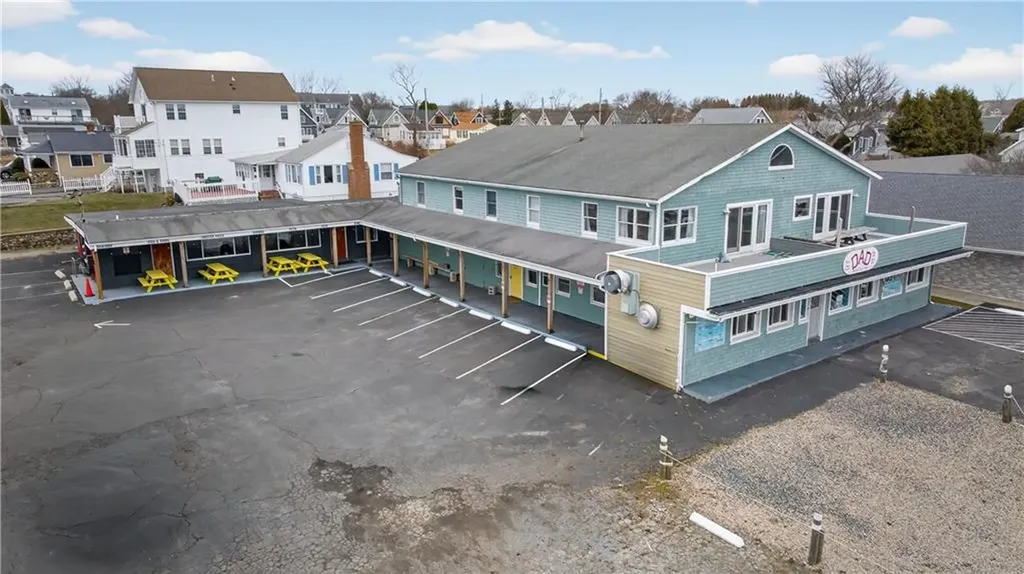 1 Angell Road Narragansett RI 02882