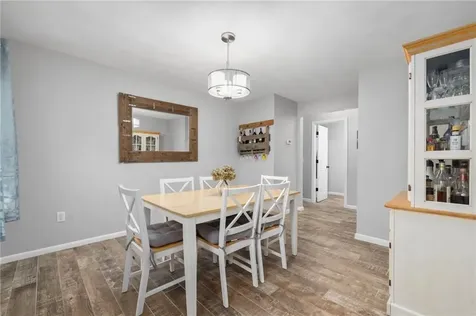 69 Walden Way Cranston RI 02921