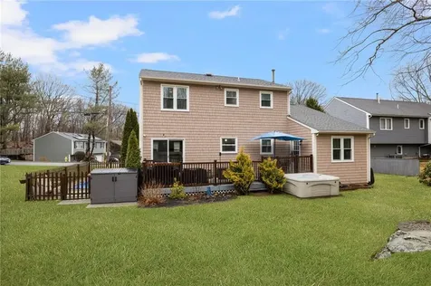 69 Walden Way Cranston RI 02921