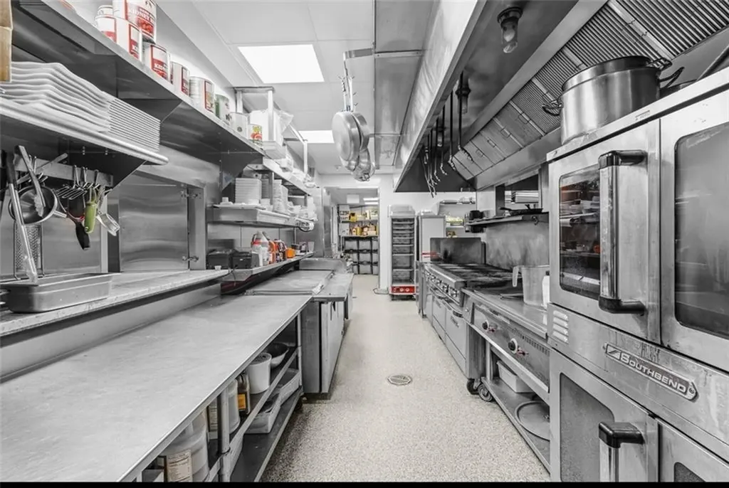 275 Child Street Street Warren RI 02885