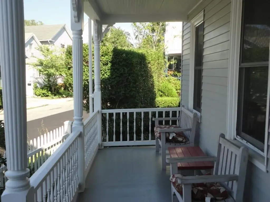 39 E Bowery Street Newport RI 02840