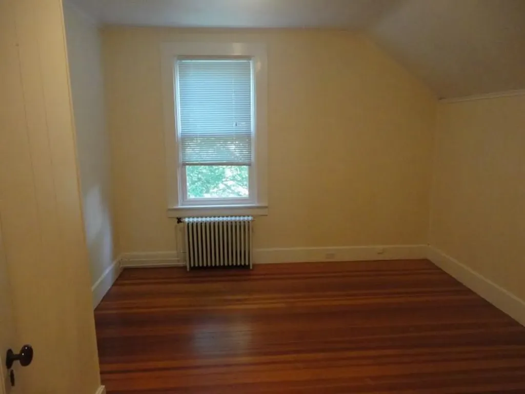 39 E Bowery Street Newport RI 02840
