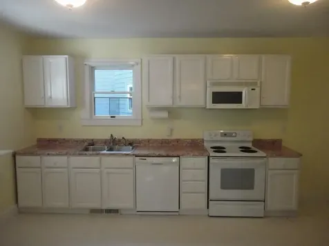39 E Bowery Street Newport RI 02840